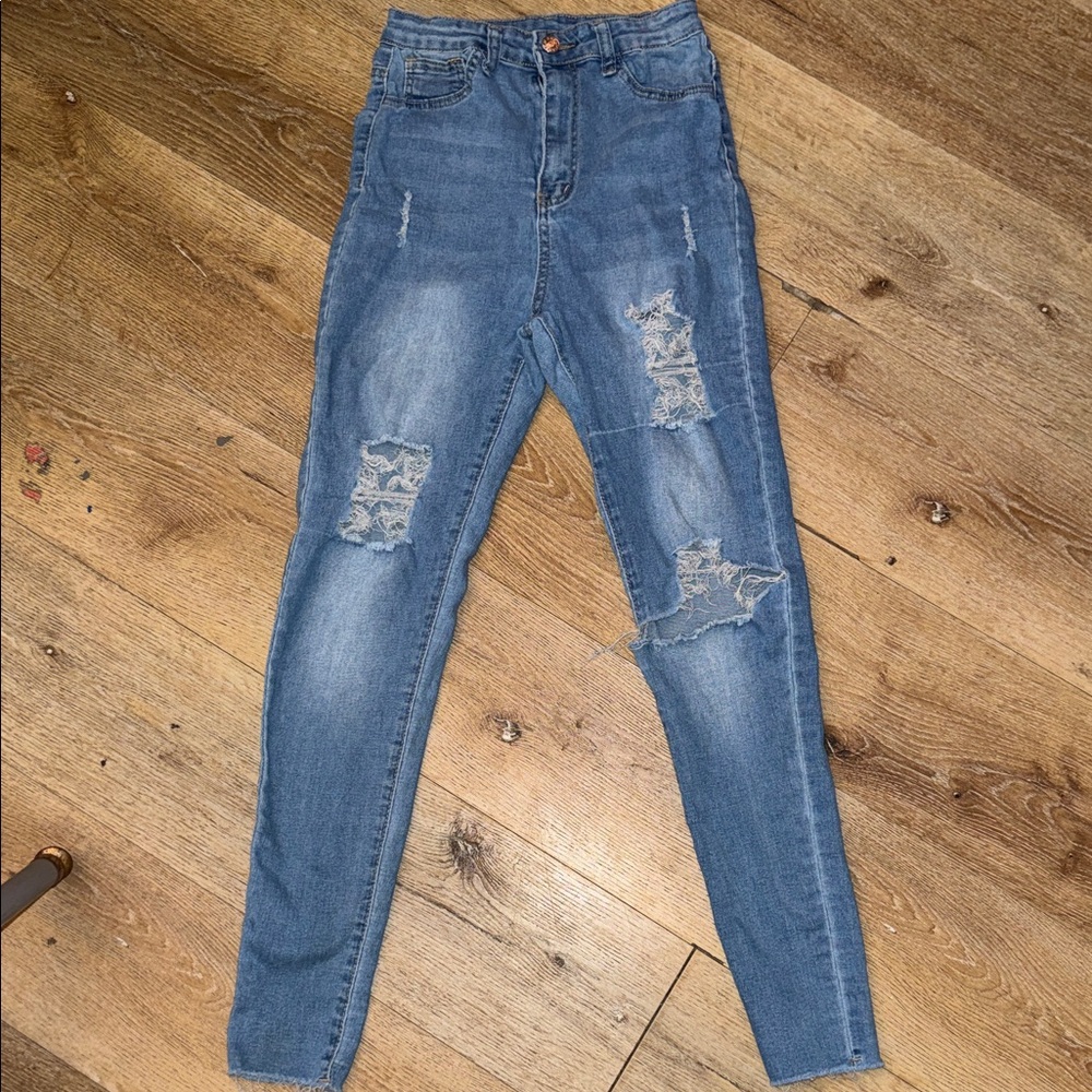 SHEIN High Rise Distressed Blue Jeans